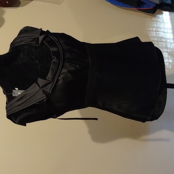 Elie Tahari black silk fancy top, small, nwt - Picture 15 of 17